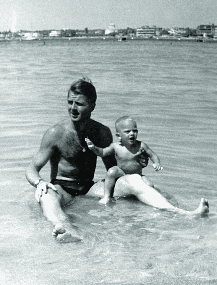 Γιάννης Τσεκλένης: ο άνθρωπος που έκανε την Ελλάδα, μόδα! 