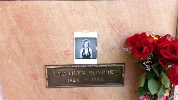 Ο τάφος της Marilyn Monroe ©youtube.com/James Stadium