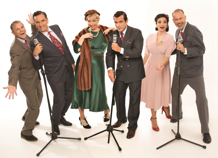 Οι Κωνσταντίνος Μαρκουλάκης, Νίκος Ψαρράς, Νάντια Κοντογεώργη, Γιώργος Γλάστρας, Άγγελος Μπούρας και Θεοδοσία Σαββάκη