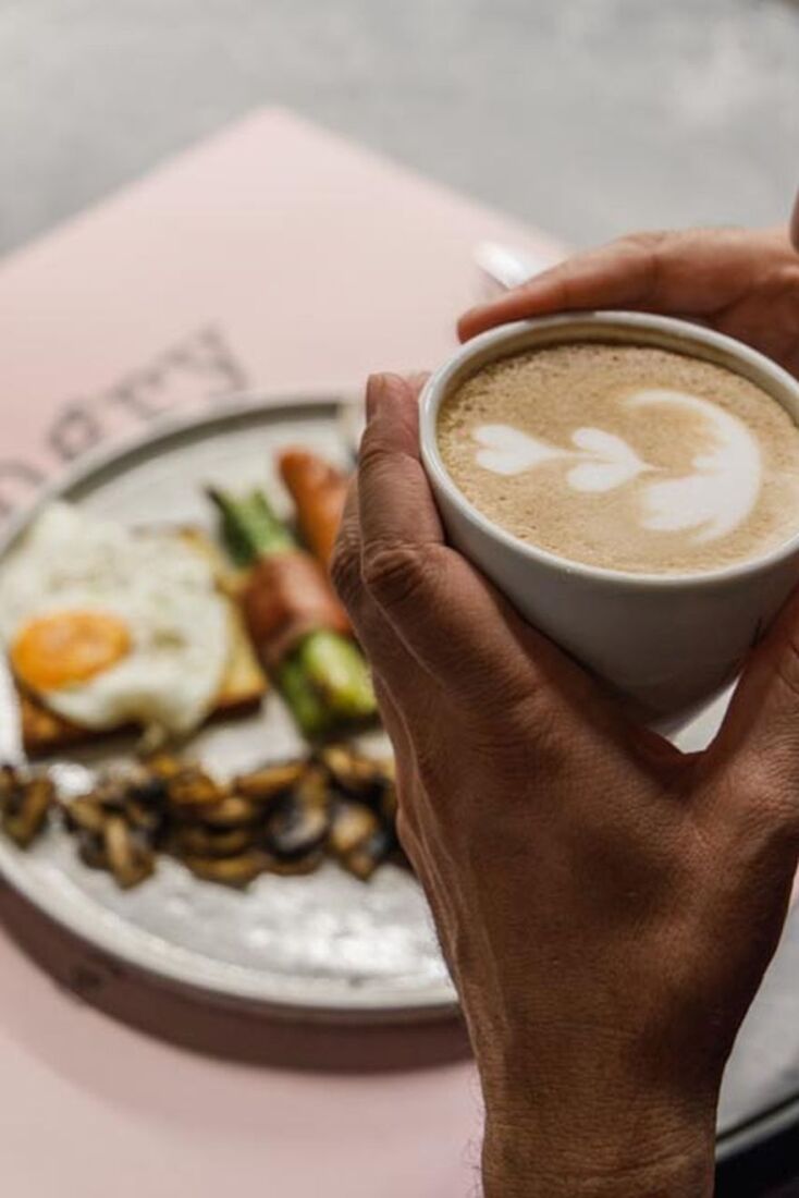 Το School Pizza Bar και το Zaf νοστιμεύουν τις μέρες στο σπίτι