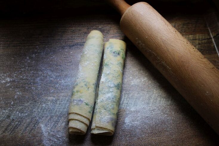 Χειροποίητες χυλοπίτες με λουλούδια