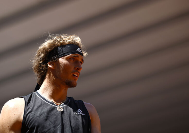 Πρώτος ημιτελικός Roland Garros: Ο Αλεξάντερ Ζβέρεφ, Νο 6 στην παγκόσμια κατάταξη, αντιμετώπισε τον Στέφανο Τσιτσιπά, Νο 5 στον κόσμο