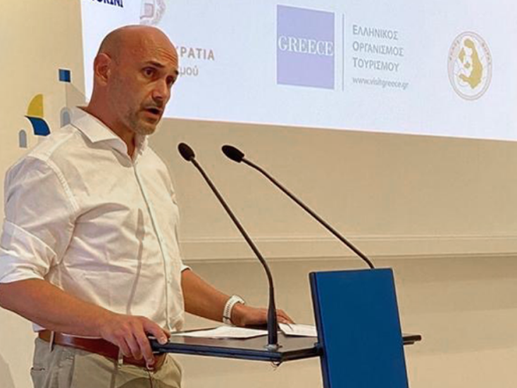 H Lidl Ελλάς και το Κοινωφελές Ίδρυμα Αθανασίου κ. Λασκαρίδη ενώνουν τις δυνάμεις τους και καθαρίζουν τον βυθό και τις ακτές της Σαντορίνης.