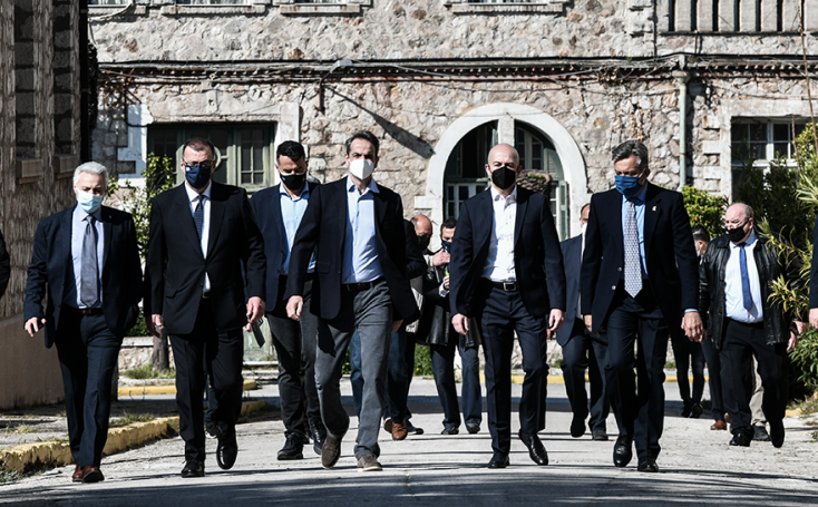 Επίσκεψη Μητσοτάκη στις εγκαταστάσεις της παλιάς ΠΥΡΚΑΛ 