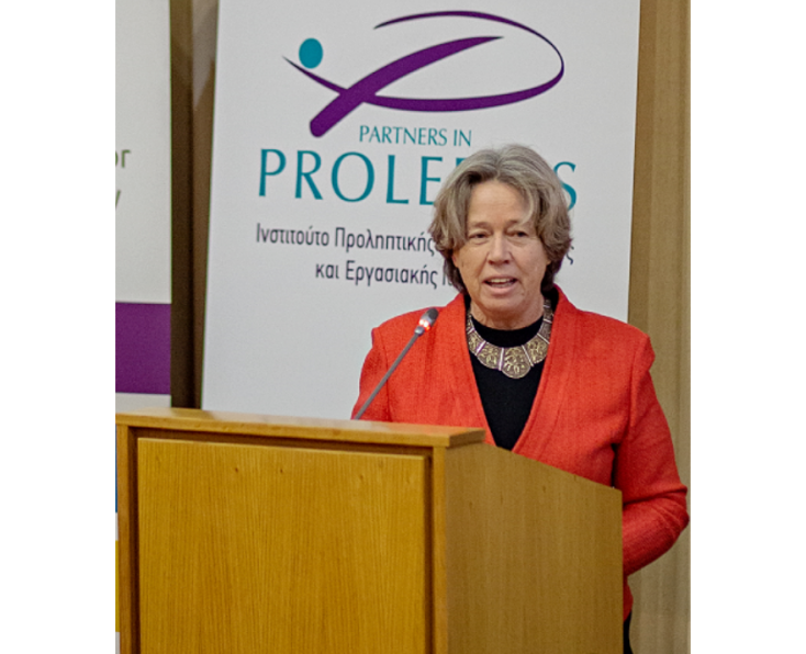 Αθηνά Λινού, Καθηγήτρια της Ιατρικής Σχολής του Πανεπιστημίου Αθηνών και Πρόεδρος του Ινστιτούτου PROLEPSIS