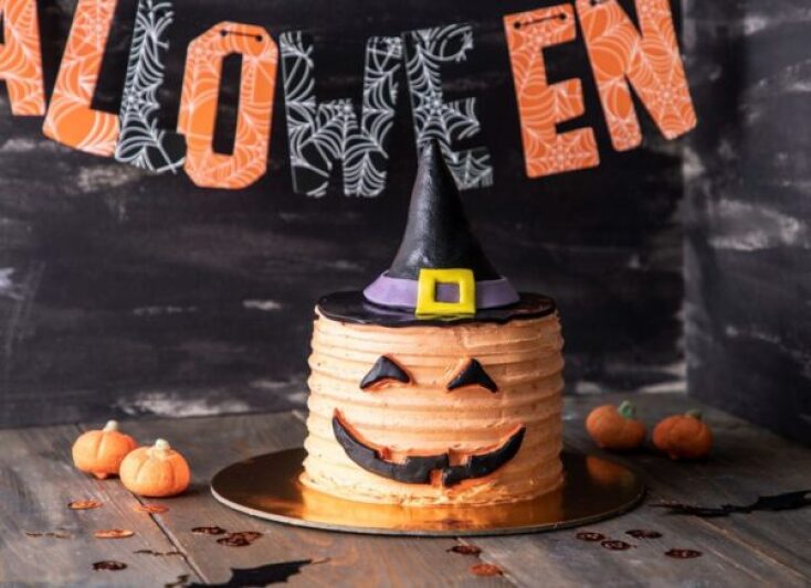 01pumpkin-fun-cake-600x436