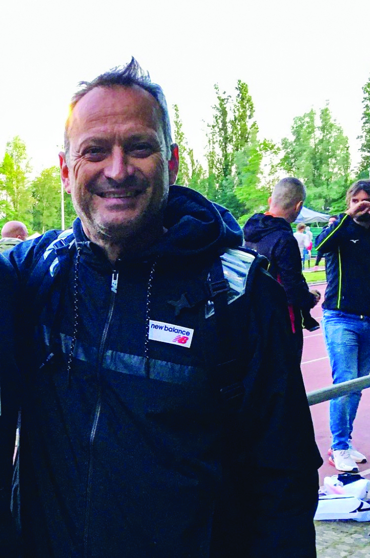 Ο ομοσπονδιακός προπονητής Σταύρος Καρρές