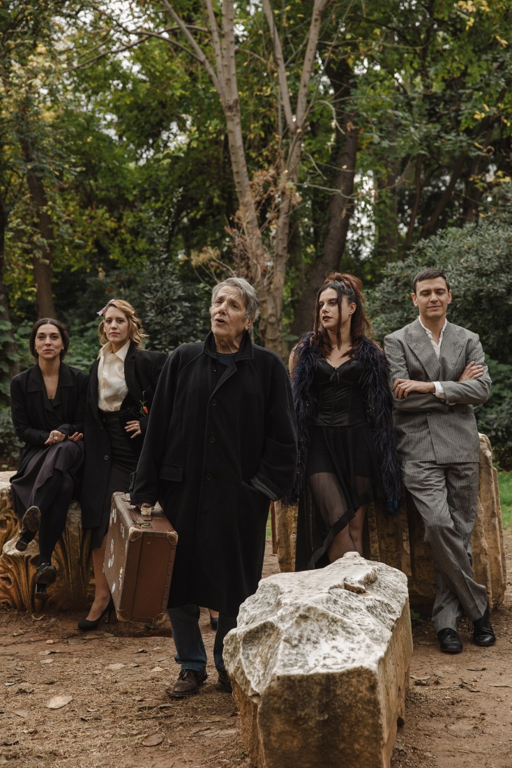 O Ανδρέας Στάικος με την κωμωδία του «Αλίφειρα» στη σκηνή Ωμέγα  