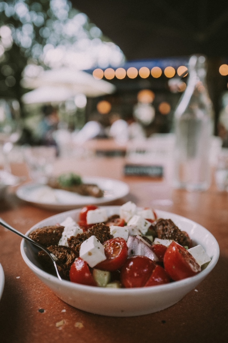 Ο Νικόλας Mostrous έφερε τον τρόπο ζωής της Ικαρίας στο Άμστερνταμ