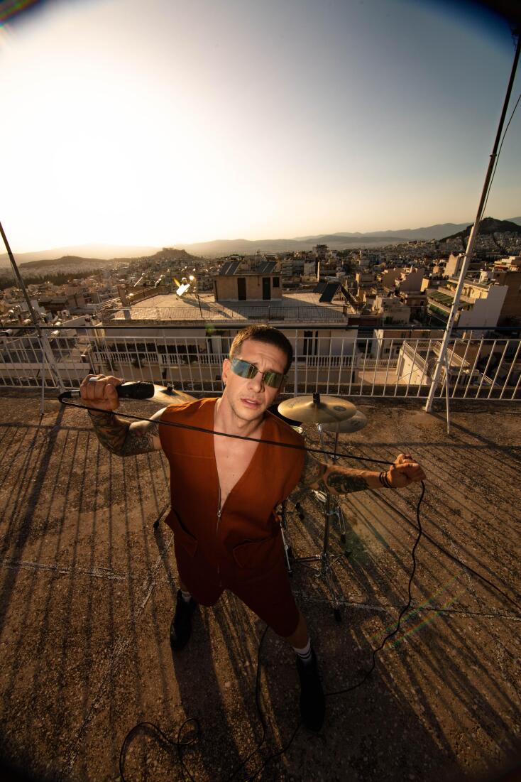 Ηλία Μπόγδανε, πώς νιώθεις που θα ανοίξεις τη συναυλία του Lenny Kravitz;