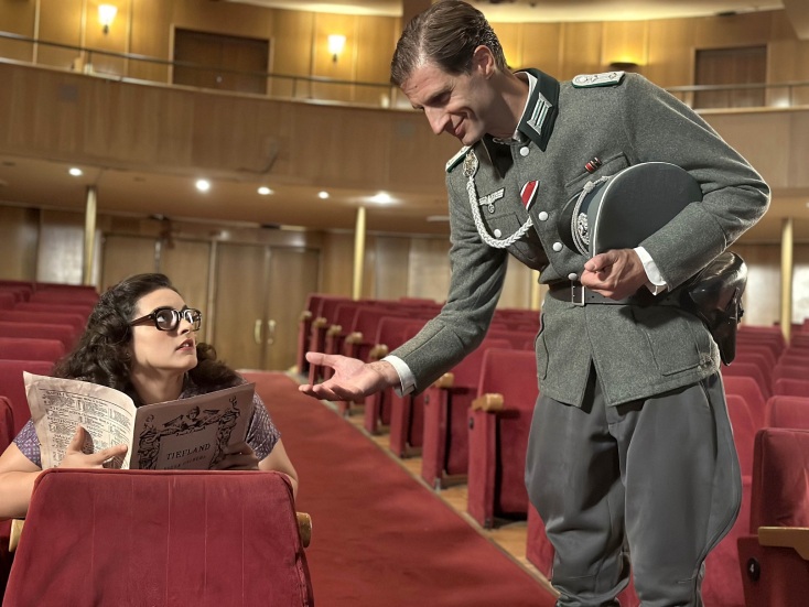 «Η Μαρία που έγινε Κάλλας»: Στα γυρίσματα της πολυαναμενόμενης σειράς της ΕΡΤ1 για τη Μαρία Κάλλας, με τη σκηνοθετική σφραγίδα της Όλγας Μαλέα.