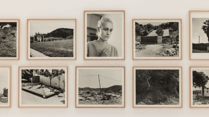 Eίναι η πρώτη έκθεση φωτογραφιών του Έλληνα σκηνοθέτη, παραγωγού και σεναριογράφου, που έχει παρουσιαστεί ποτέ στην Ελλάδα και η μεγαλύτερη που έχει πραγματοποιηθεί ποτέ σε πολιτιστικό οργανισμό