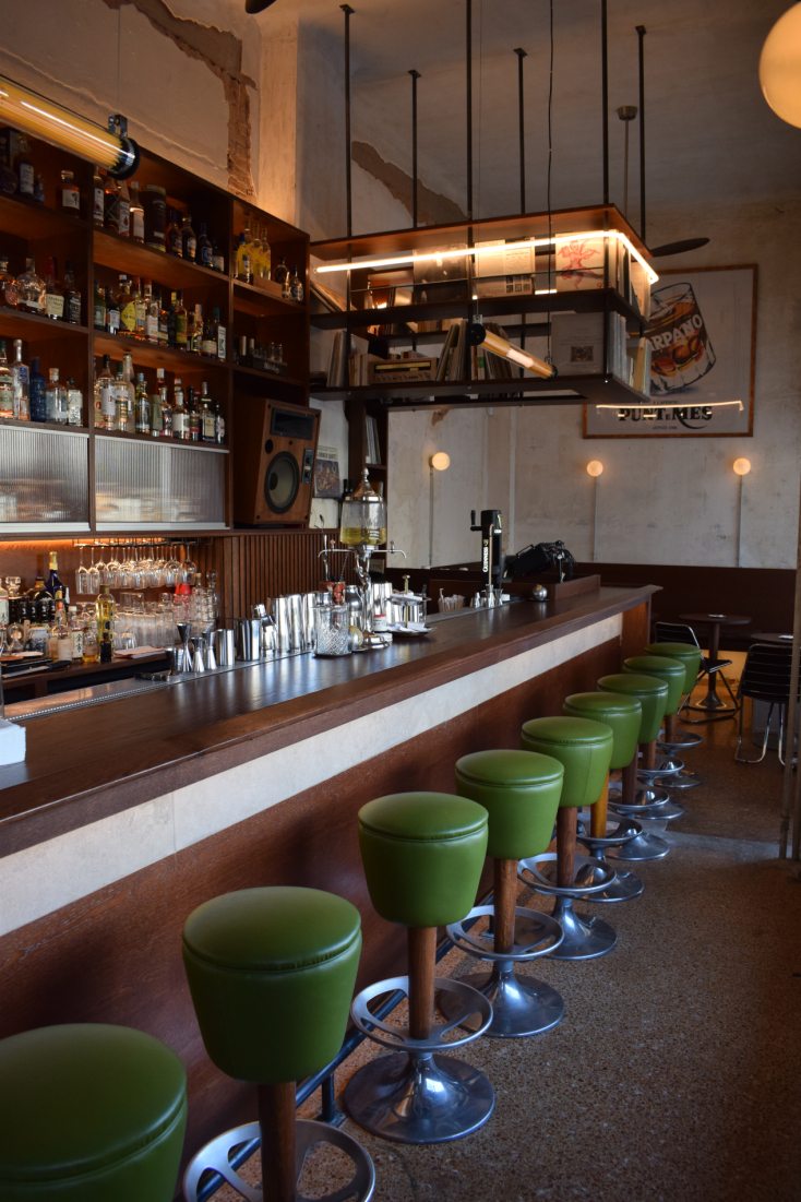 Ζεστό ξύλο και vintage πινελιές