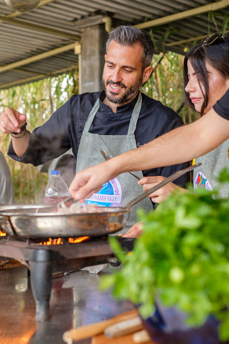 O σεφ Γιώργος Τσούλης