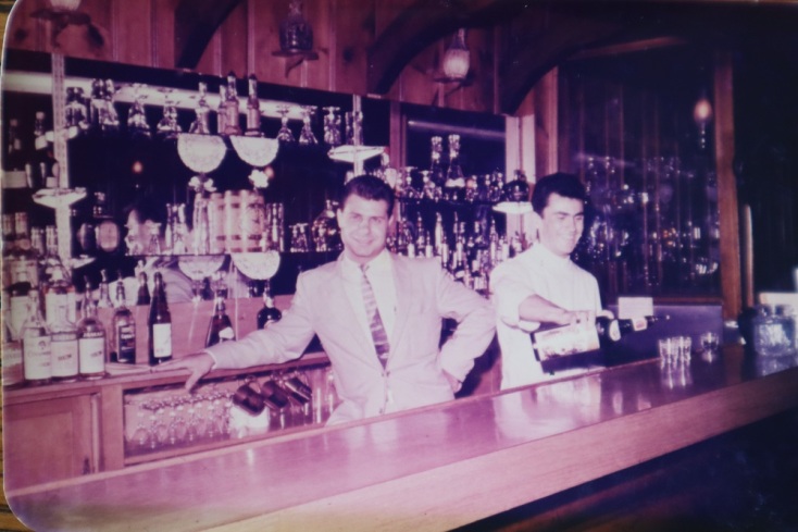 κέντρο νυχτερινής διασκέδασης The Athenian Room