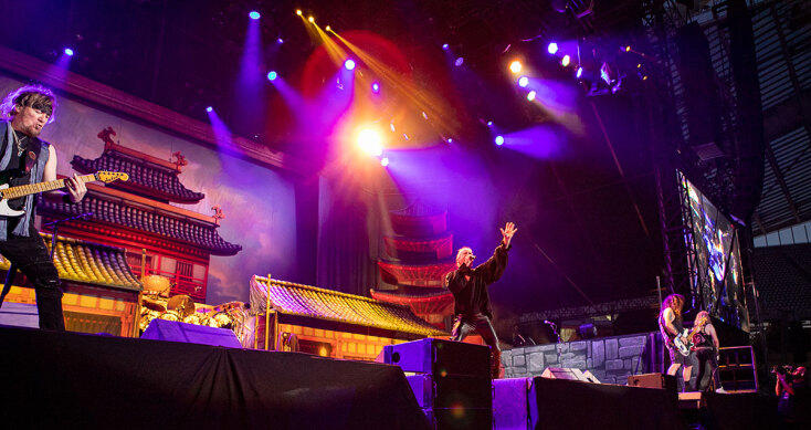 Φωτορεπορτάζ από τη συναυλία των Iron Maiden στην Αθήνα, στο γήπεδο ΟΑΚΑ, μαζί με τους Airbourne και Lord Of The Lost