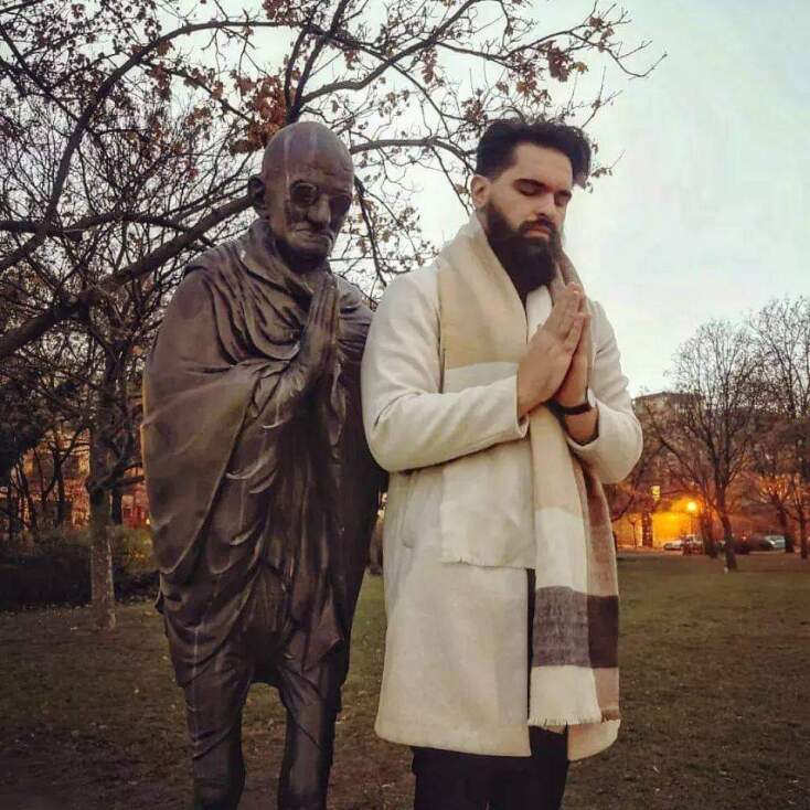 Ο Χαράλαμπος Μαθιουδάκης 