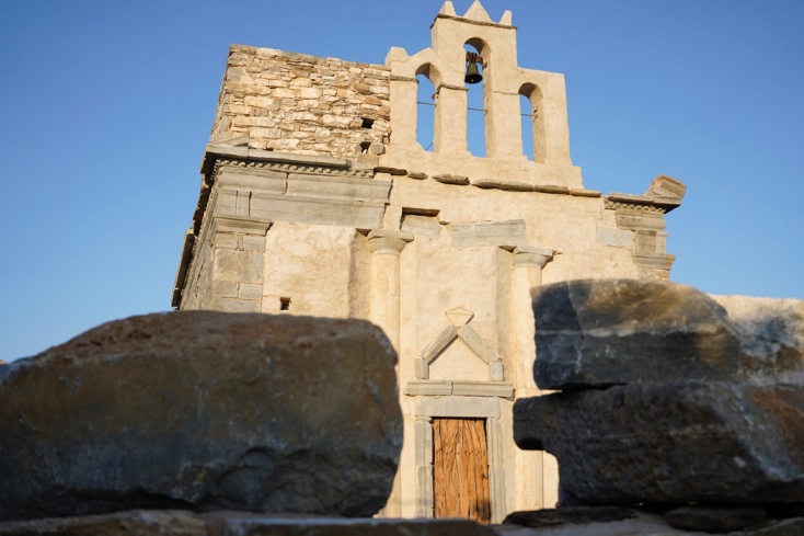 Το μνημείο της Επισκοπής στη Σίκινο