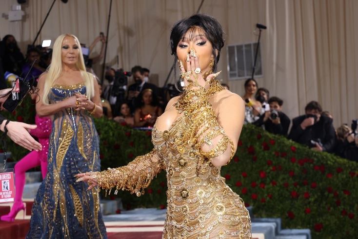 OnlyFans: Η εξέλιξη της συνδρομητικής πλατφόρμας για ενήλικους, η συμμετοχή των sex workers στην πανδημία, οι celebrities που το χρησιμοποιούν, τα κέρδη για τους δημιουργούς περιεχομένου και τα σχέδια για το μέλλον της