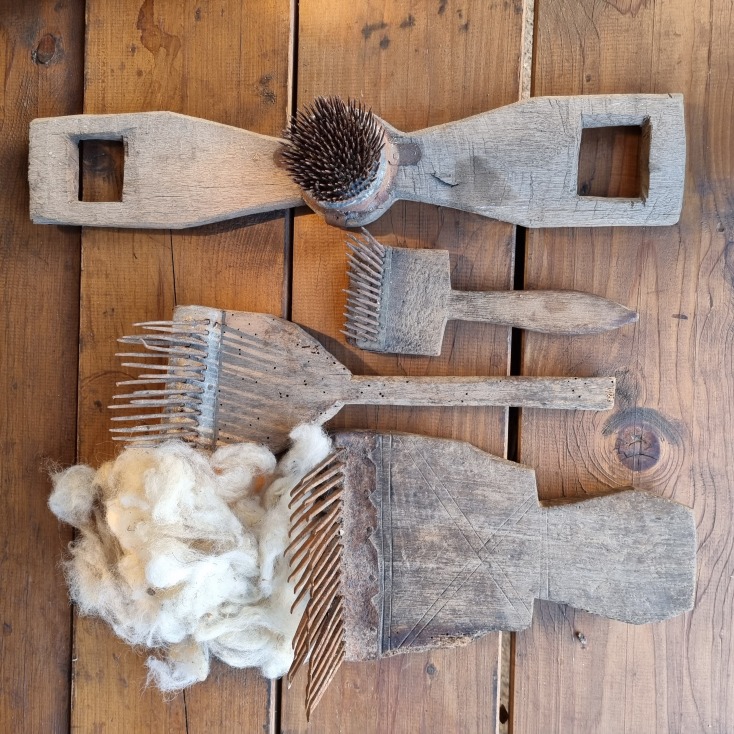 Παλιά εργαλεία αργαλειού 