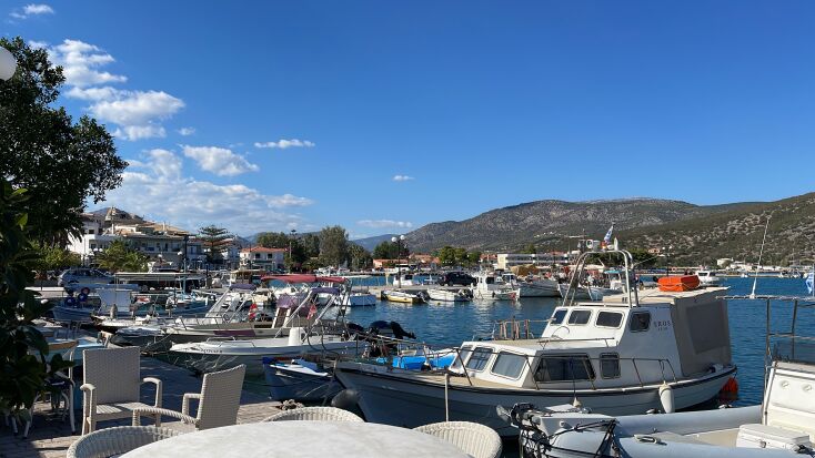 Το γραφικό λιμανάκι της Ερμιόνης στην Αργολίδα 