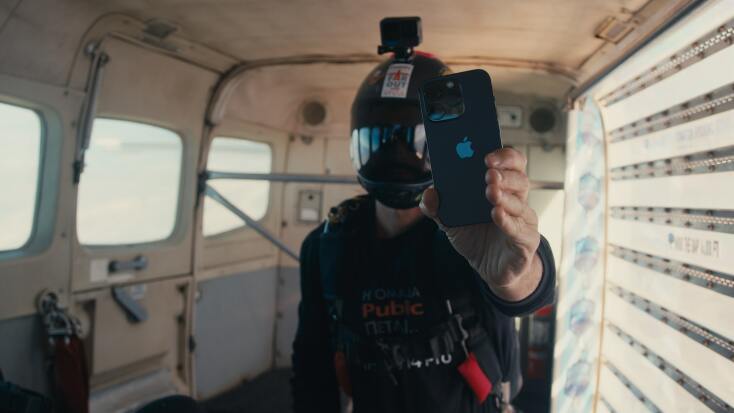 skydive_public_iphone_14_series_1