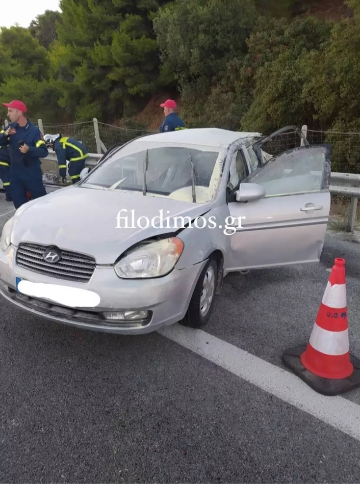 Τροχαίο δυστύχημα στον αυτοκινητόδρομο Κορίνθου – Πατρών: Ζευγάρι ηλικιωμένων οι νεκροί, τραυματίστηκε σοβαρά η κόρη τους - Πώς έγινε η θανατηφόρα σύγκρουση.