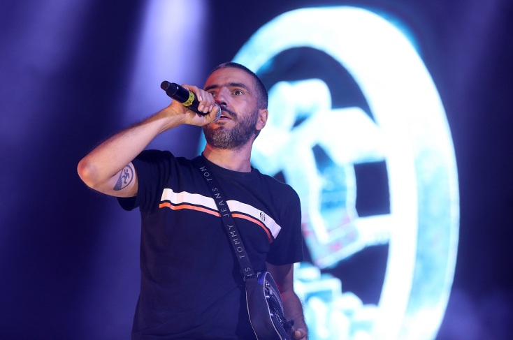 Συναυλία του ΛΕΞ στη Θεσσαλονίκη:  Περισσότεροι από 25.00 θεατές αναμένεται να παρακολουθήσουν το αποψινό live - Ναυλώθηκαν πούλμαν από όλη την Ελλάδα.