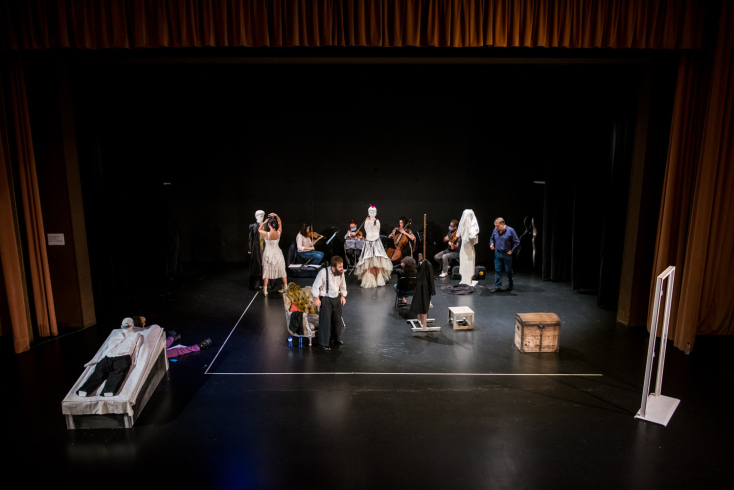 Άποψη από την πρόβα για το έργο «Τουλούζ Λωτρέκ – Η φαντασία της αμαρτίας»