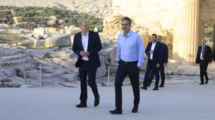 Στην Ακρόπολη Κυριάκος Μητσοτάκης και Όλαφ Σολτς