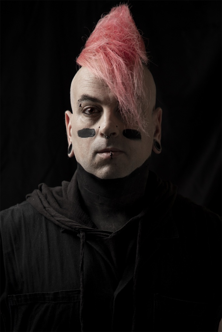 Οι Playground Circus κυκλοφόρησαν το νέο τους single, «Her Anarchy» - Πώς δημιουργήθηκε το νέο pop punk τραγούδι του ελληνικού γκρουπ στο Λονδίνο