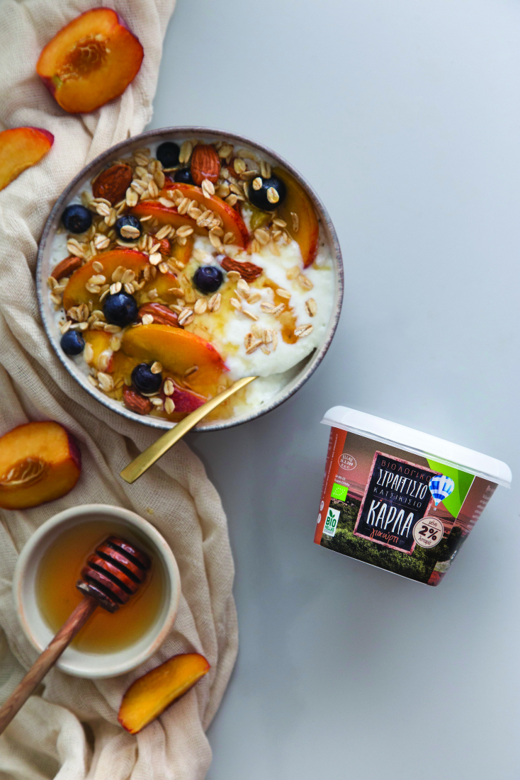 στραγγιστό κατσικίσιο γιαούρτι