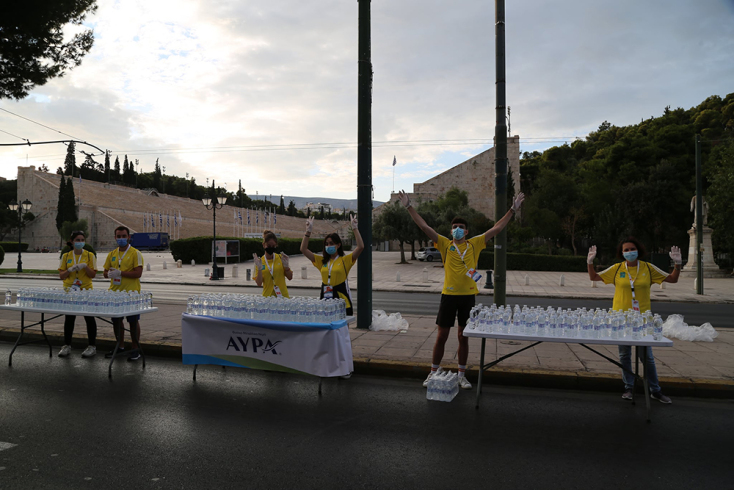 Εθελοντές κατά τη διάρκεια της διοργάνωσης. 