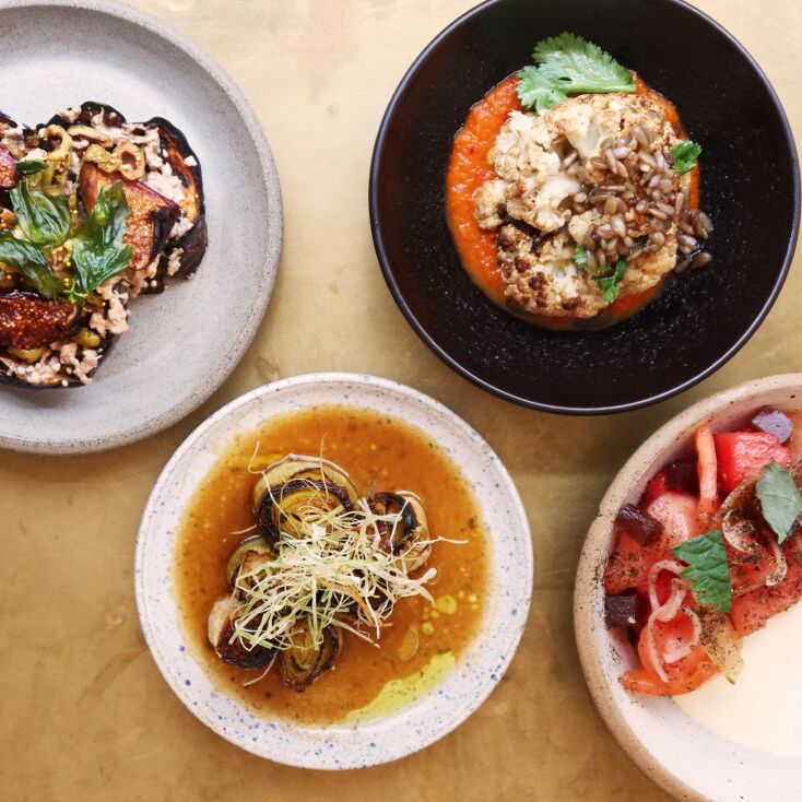 Πιάτα που σερβίρονται στο NOPI, ένα από τα εστιατόρια του Yotam Ottolenghi