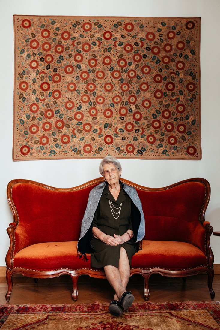 Αθηνά Κακούρη