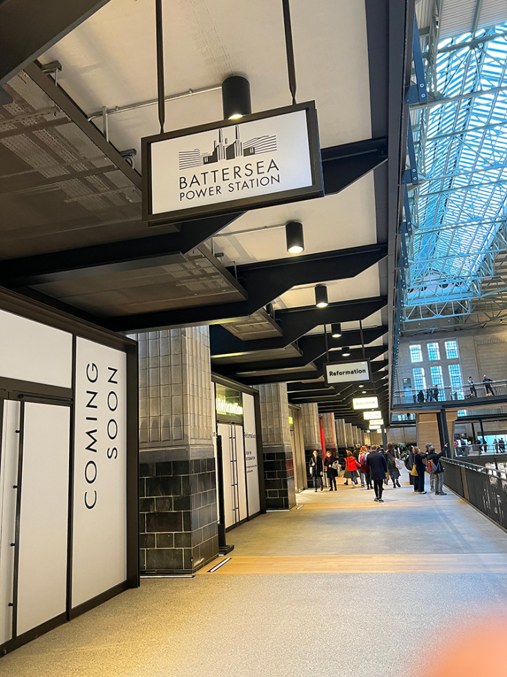 Η Αίθουσα των Τουρμπινών (Tourbine Halls) σήμερα είναι ένα μεγάλο εμπορικό  κέντρο