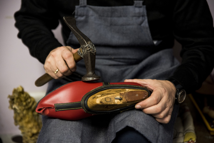 Τσαρουχάδες