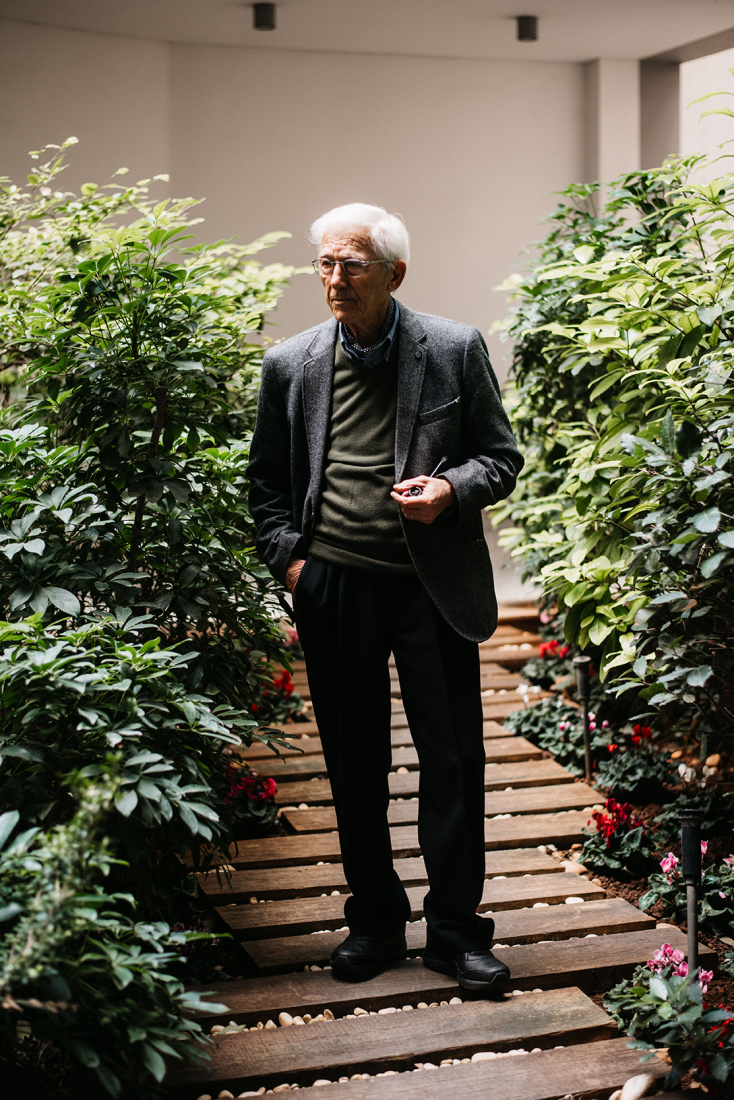 Θοδωρής Καλλιφατίδης