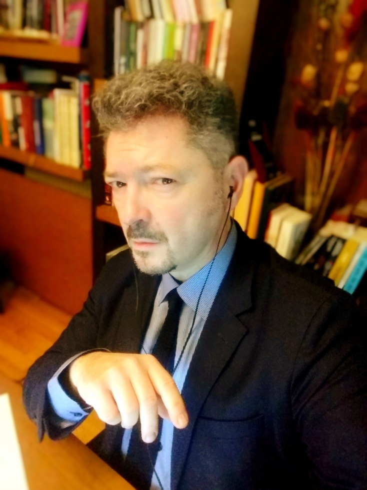 Ο Παναγιώτης Παπαϊωάννου μας μεταφέρει «Σάμγουερ In ’80sland» με το νέο του βιβλίο