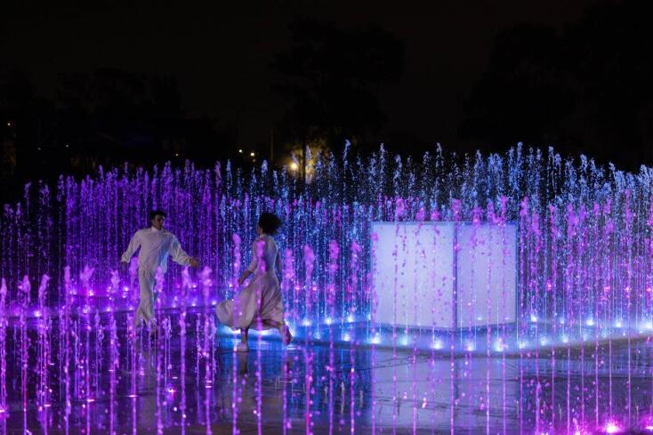 the_ellinikon_experience_park_fountain