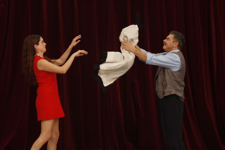 Στιγμιότυπο από την "Πανσέληνο" του Χριστόφορου Χριστοφή