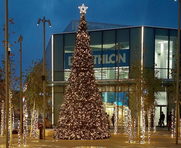 Φέτος η μαγεία των Χριστουγέννων βρίσκεται στο River West