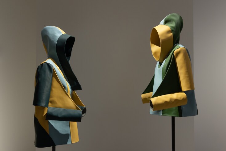 Άποψη από την εγκατάσταση της Hannah Toticki "Focus Wear", 2020