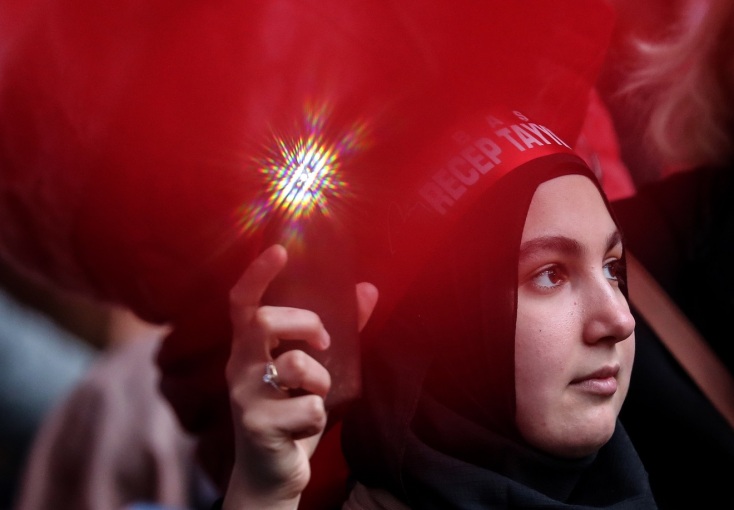 Εκλογές στην Τουρκία: Ο Ερντογάν, η οικονομία, τι πιστεύουν οι πολίτες, τι θα συμβεί αν χάσει τις εκλογές