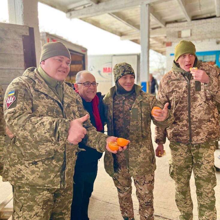 40 τόνοι πορτοκάλια – Η δράση δωρεών ελληνικών εταιριών για τους ουκρανούς στρατιώτες