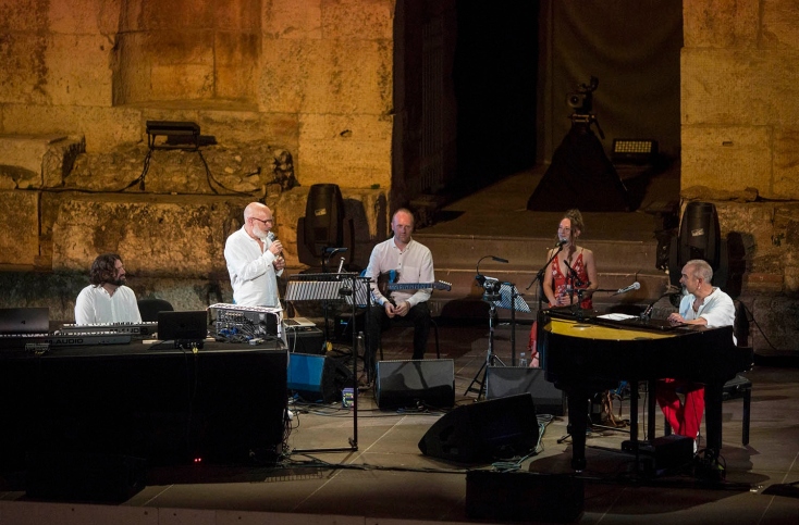 Live At The Acropolis: Το φιλμ για τη συναυλία των Brian Eno & Roger Eno, στο Ωδείο Ηρώδου Αττικού, τον Αύγουστο του 2021, στο πλαίσιο του Φεστιβάλ Αθηνών και Επιδαύρου, θα προβληθεί τον Μάρτιο του 2023.