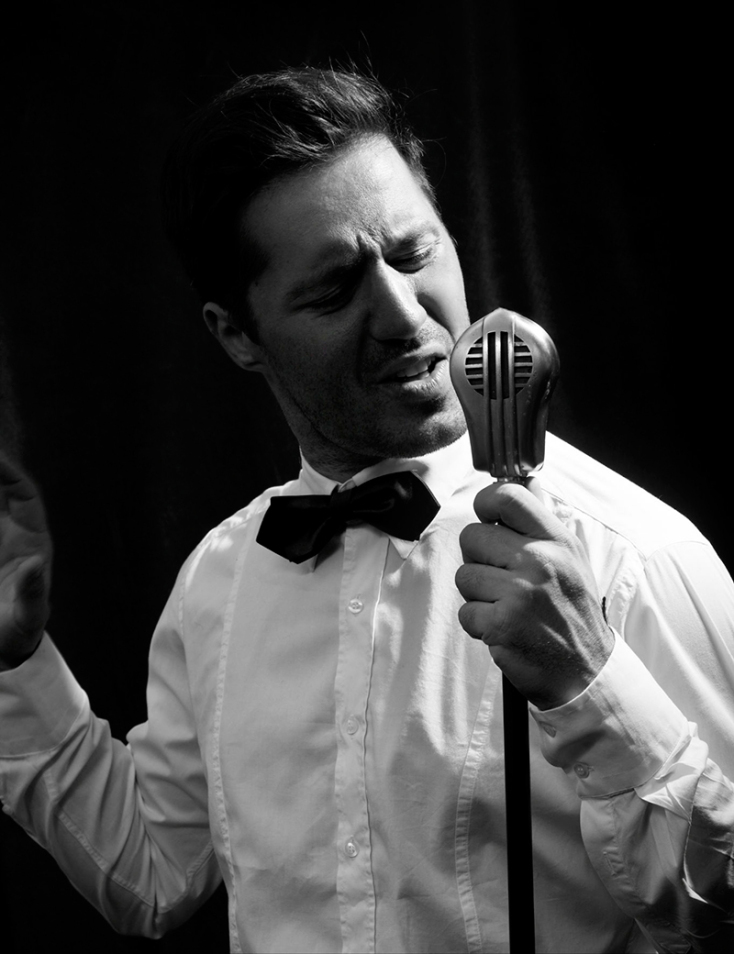 Αδάμ Τσαρούχης