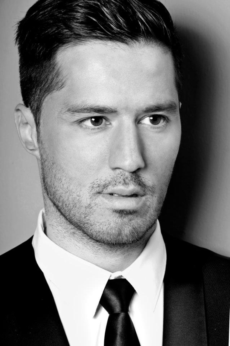 Αδάμ Τσαρούχης