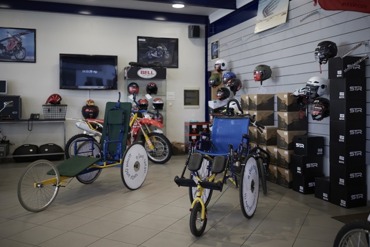 «Η ζωή τρέχει, τρέξε μαζί μου» - Η ιδιαίτερη συνάντηση Μητσοτάκη - Μαρέβας στην Πτολεμαΐδα