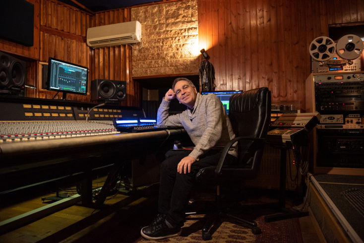 Επίσκεψη στα Artracks Recording Studios: Ο Studio Manager και Chief Engineer Γιώργος Πρινιωτάκης μιλά για τη διαδικασία ηχογράφησης, την παραγωγή και την ολοκλήρωση ενός άλμπουμ